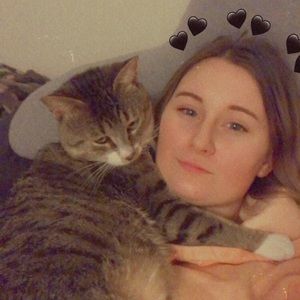 Meet your Posher, Alexis